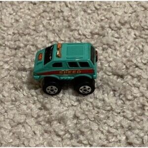 Vintage 1987 Road Champs Teal‎ Speed Wagon Van Micro Machine